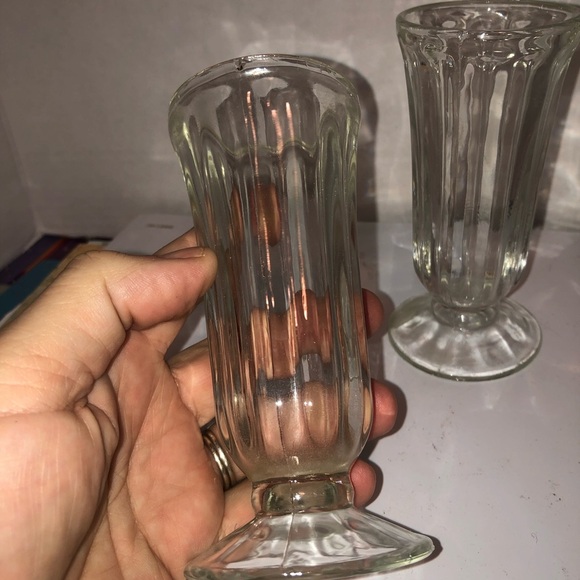 Vintage Clear Glass Soda Fountain Glasses - Picture 2 of 6